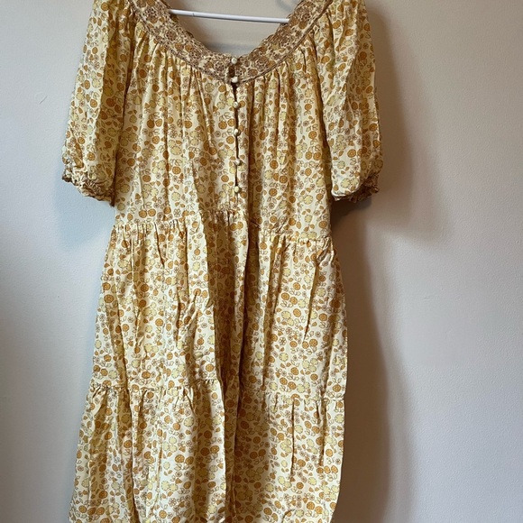 Butter yellow Floral Puff Sleeve Dress farmhouse dress - Picture 6 of 9